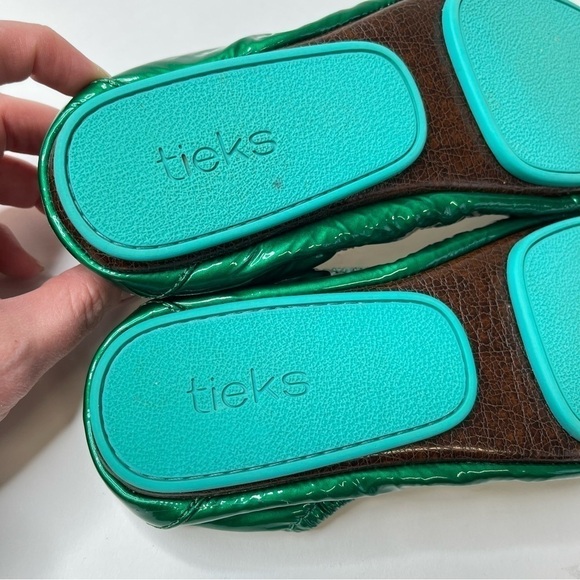 TIEKS by Gavrieli Emerald Green Metallic Shiny Patent Leather Ballet Fold Flats - Picture 10 of 13